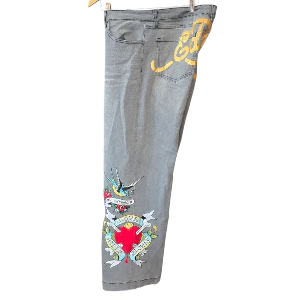 Ed Hardy High Rise Light Gray Embroidered Tattoo Rose Heart Wide Leg Jeans 32
